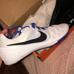 Women’s Nike zoom rival